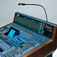 Микшерный пульт YAMAHA DM2000